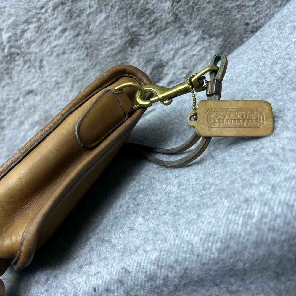 Coach Vintage 1970s Made in NYC Leather Satchel Convertible Clutch Camel 911-061 - Picture 9 of 16